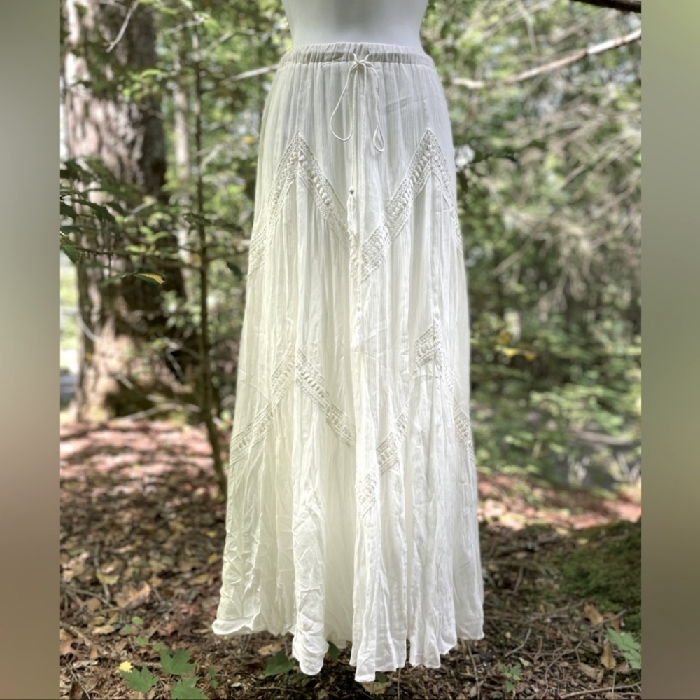 Y2K White Broomstick Skirt